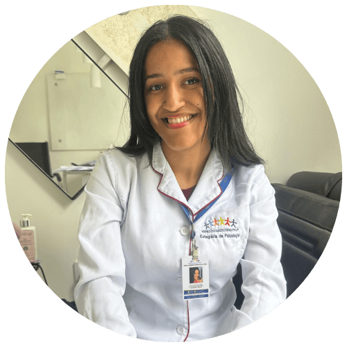 Itala Lopes Fernandes